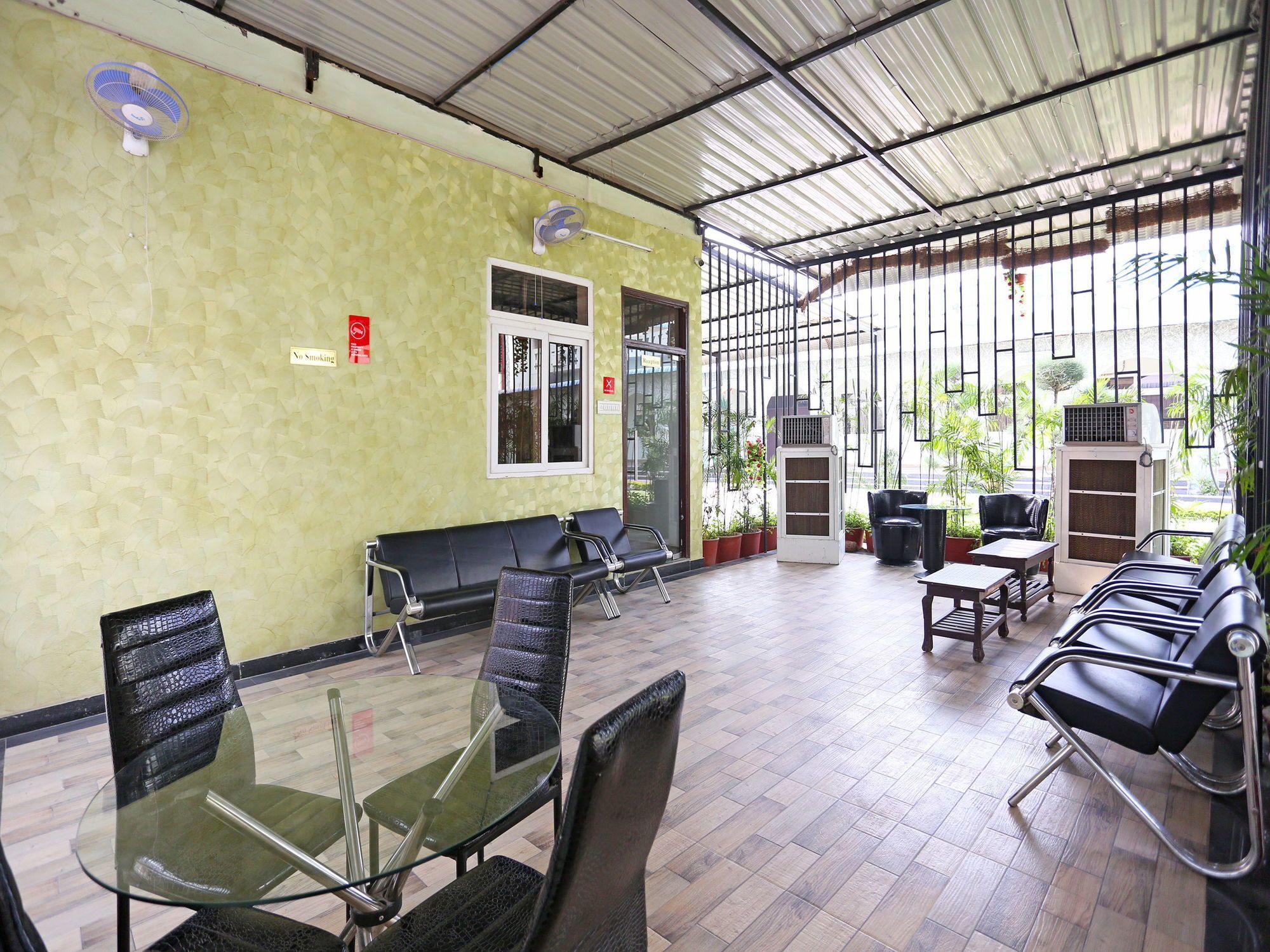 Oyo 10104 Radhika Resort Kota  Exterior foto